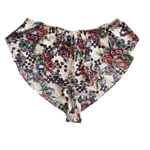 Victoria’s Secret Gold Label Pink Floral Underwear Bottoms Size Small
